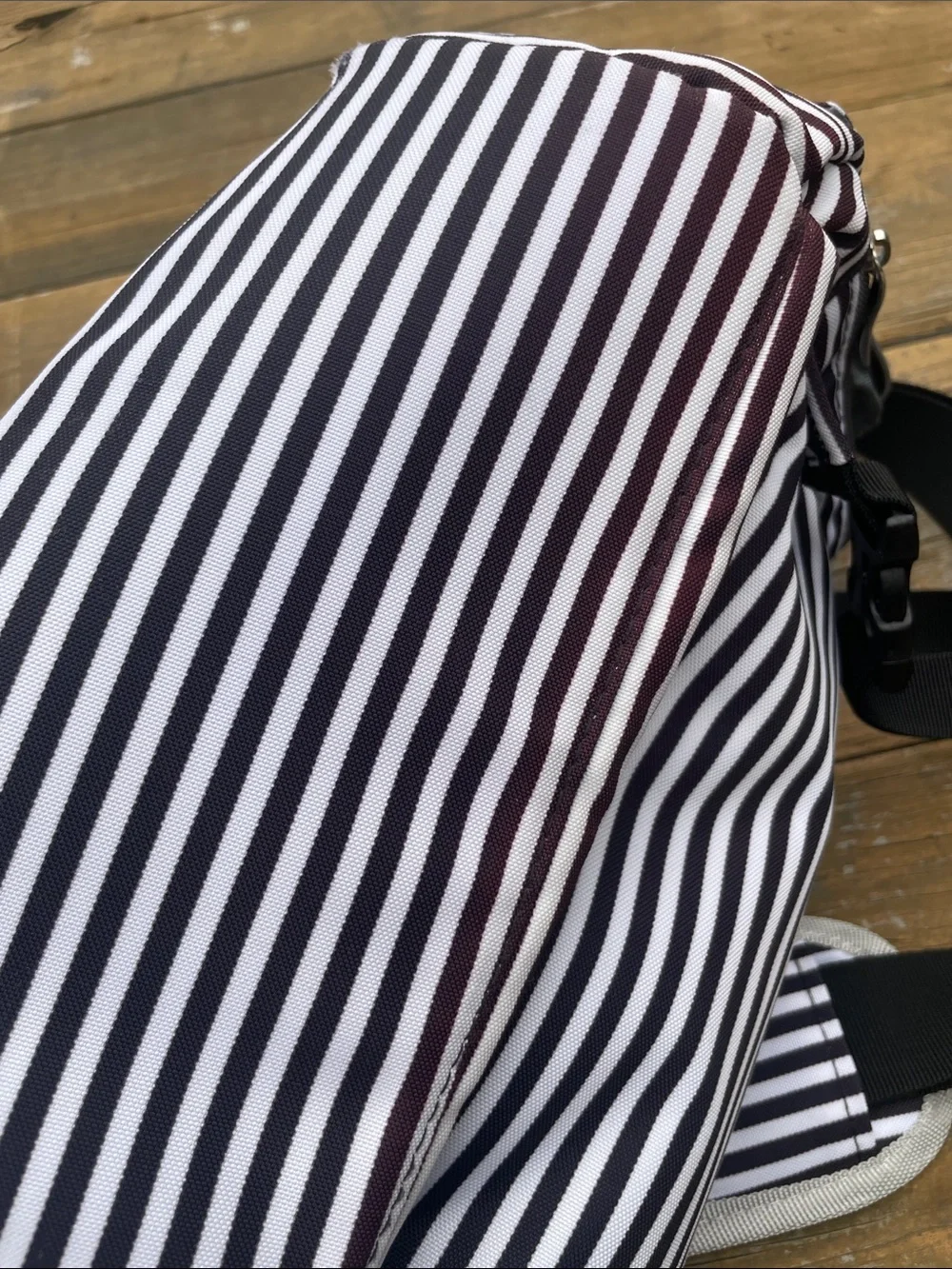 Unbranded Black & White Striped  Travel Tote Bag/ diaper bag